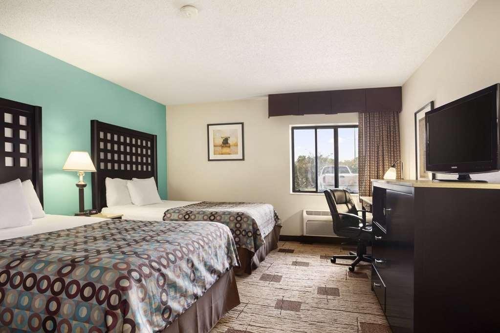 Days Inn By Wyndham Fort Smith Room photo