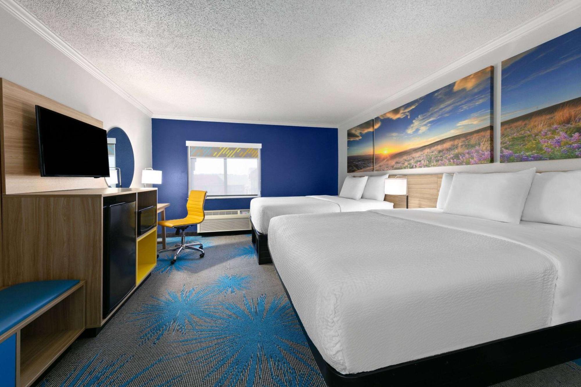 Days Inn By Wyndham Fort Smith Exterior photo