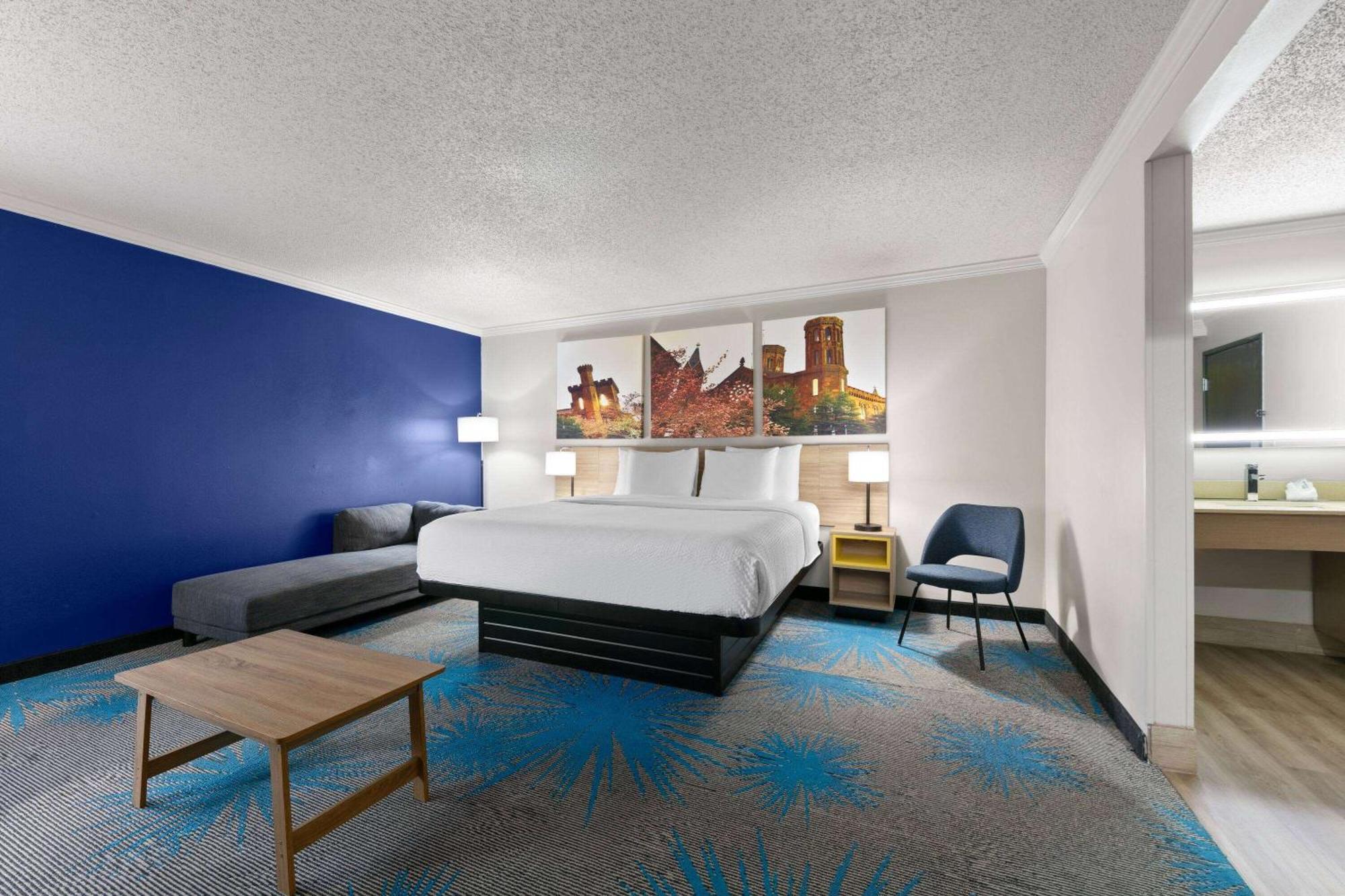 Days Inn By Wyndham Fort Smith Exterior photo